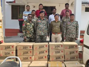 छत्तीसगढ़ के दंतेवाड़ा जिले में शराब के अवैध परिवहन के खिलाफ पुलिस ने बड़ी कार्रवाई की Chhattisgarh Crimes