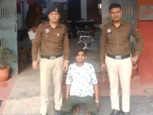 राजनांदगांव पुलिस ने हत्या के प्रयास के एक मामले में त्वरित कार्रवाई करते हुए मुख्य आरोपी को महाराष्ट्र के गोंदिया रेलवे स्टेशन से गिरफ्तार किया Chhattisgarh Crimes