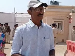 छत्तीसगढ़ के 120 सरेंडर नक्सलियों ने आज विधानसभा की कार्यवाही देखी Chhattisgarh Crimes