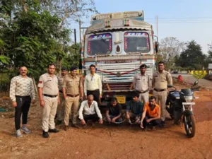 छत्तीसगढ़ के बालोद जिले के मालीघोरी क्षेत्र से 900 कट्टा धान से भरे ट्रक की चोरी के मामले में पुलिस ने खुलासा किया Chhattisgarh Crimes