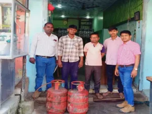 जांजगीर-चांपा में कलेक्टर जन्मेजय महोबे के निर्देश पर खाद्य विभाग की टीम ने पामगढ़, शिवरीनारायण और आसपास के क्षेत्रों में सघन जांच अभियान चलाया Chhattisgarh Crimes