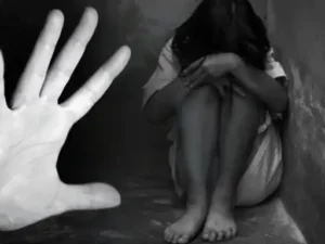 छत्तीसगढ़ के बीजापुर जिले के गंगालूर क्षेत्र में एक हायर सेकेंडरी स्कूल की 3 आदिवासी छात्राओं के गर्भवती होने का मामला सामने आया Chhattisgarh Crimes