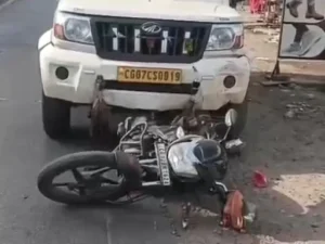 कोरबा के कटघोरा में रविवार सुबह एक सड़क हादसे में हार्डवेयर व्यापारी दीपक गोयल की मौत Chhattisgarh Crimes
