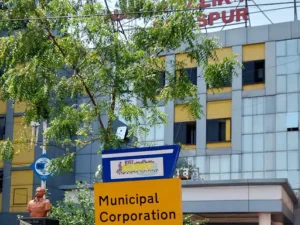 बिलासपुर नगर पालिक निगम में लंबे समय से एक ही जोन में पदस्थ अधिकारियों के प्रभार में बदलाव किया गया Chhattisgarh Crimes