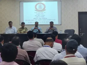 साइबर ठगी के बढ़ते मामलों के बीच रायपुर पुलिस अब उन लोगों पर नजर रखने की तैयारी में है, जो अलग-अलग बैंकों में बार-बार खाते खुलवाते हैं Chhattisgarh Crimes