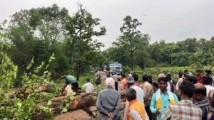नेशनल हाइवे 130 सी 8 घण्टे रही जाम...... Chhattisgarh Crimes