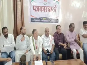छत्तीसगढ़ में बिजली दरों में बढ़ोतरी और स्मार्ट मीटर के मुद्दे पर कांग्रेस ने राज्य सरकार के खिलाफ चरणबद्ध आंदोलन की घोषणा की Chhattisgarh Crimes