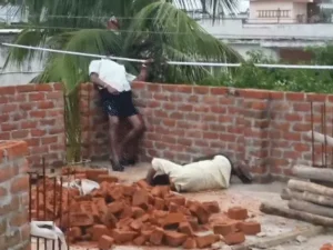 बिलासपुर में निर्माणाधीन मकान में काम कर रहे 2 मजदूरों की करंट लगने से मौत Chhattisgarh Crimes