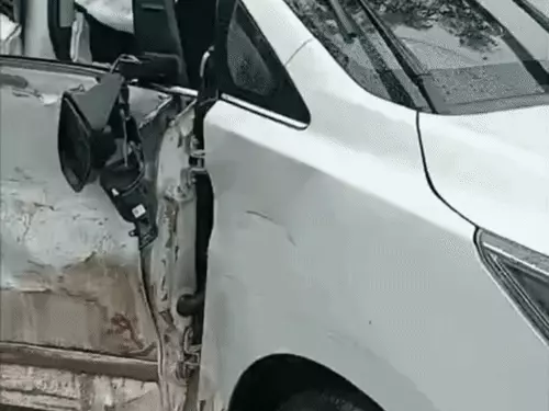 छत्तीसगढ़ के कोंडागांव जिले में मंत्री केदार कश्यप के काफिले का एक्सीडेंट हुआ है, हादसे में 6 लोग घायल हुए Chhattisgarh Crimes