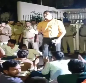 रायपुर में भगवान शिव को लेकर सोशल मीडिया पर कथित आपत्तिजनक टिप्पणी के बाद शुक्रवार को विवाद गहरा गया Chhattisgarh Crimes