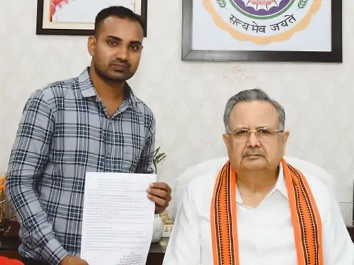 दुर्ग जिले के पेंड्रावन और सेलूद में मूलभूत सुविधाओं की मांग को लेकर छात्रों के सड़क पर उतरने के बाद कॉकरोच जनता पार्टी (CJP) भी इस मुद्दे को लेकर एक्टिव हो गई Chhattisgarh Crimes