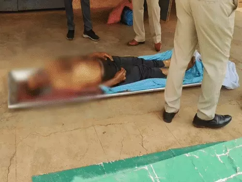छत्तीसगढ़ के दंतेवाड़ा जिले के बचेली स्थित CISF कैंप में सर्विस राइफल की सफाई के दौरान अचानक दो राउंड फायर हो गए Chhattisgarh Crimes
