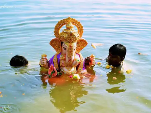 बिलासपुर में गणेश प्रतिमा विसर्जन के दौरान 24 और 25 सितंबर को शहर की सड़कों पर जुलूस, झांकियों और वाहनों का दबाव बढ़ेगा Chhattisgarh Crimes