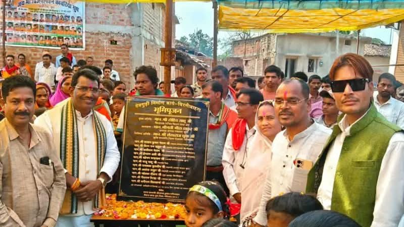 युवाओं को दिया गया यातायात नियमों का प्रशिक्षण, 'राह-वीर' व 'पीएम राहत योजना' के प्रचार-प्रसार की दी गई जिम्मेदारी Chhattisgarh Crimes