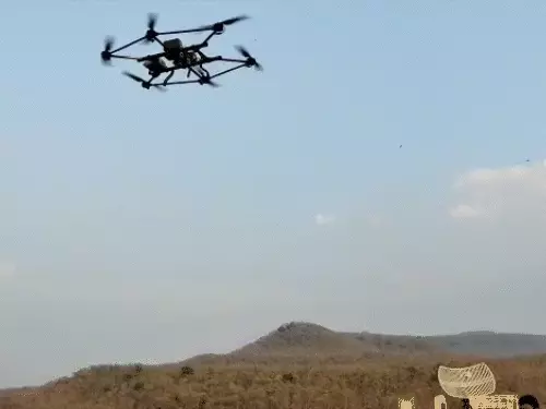 धनतेरस, दीपावली और छठ महापर्व पर बाजारों में भीड़, ट्रैफिक जाम और संदिग्धों पर नजर रखने के लिए पुलिस ने हाईटेक व्यवस्था की Chhattisgarh Crimes